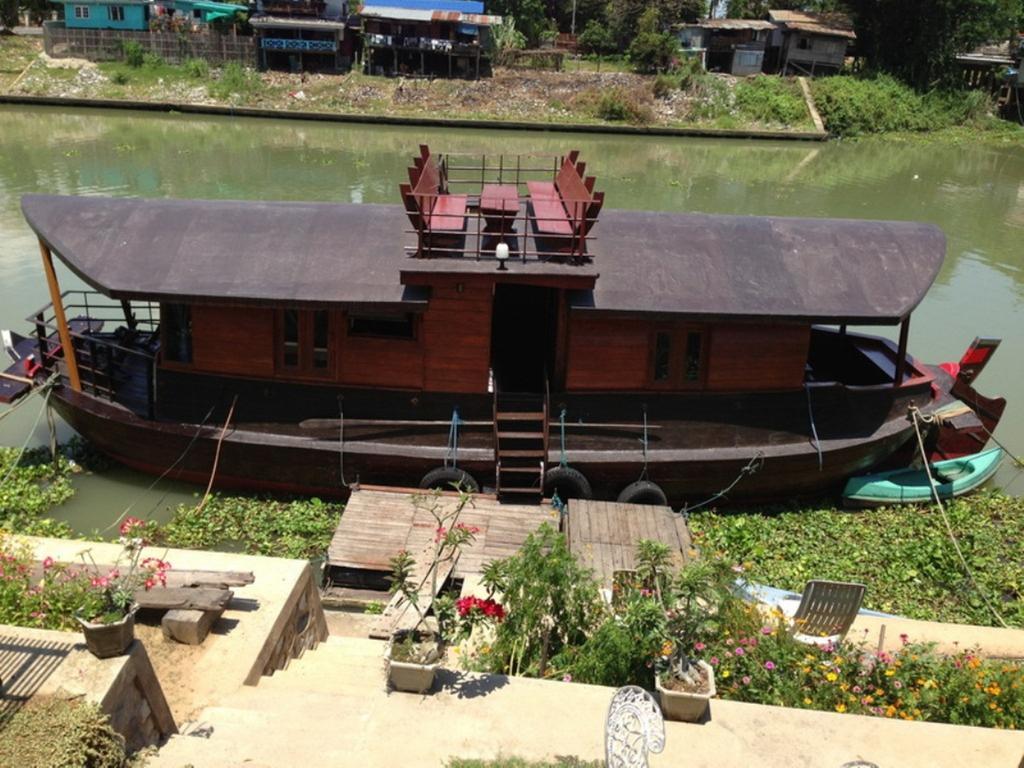 Ayothaya Riverside House Phra Nakhon Si Ayutthaya Room photo